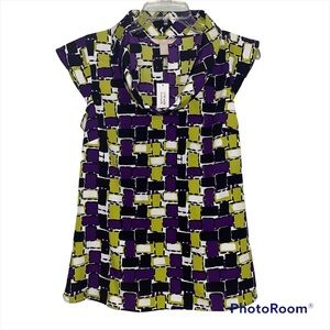 Banana Republic NWT size medium blouse  w/cap sleeves